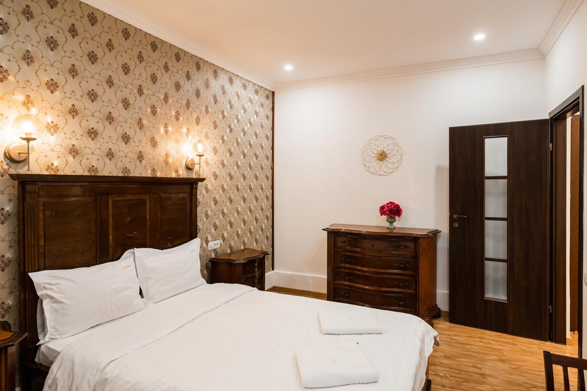 Apartment Apollonia Estate Old Town Big And Luxurious Brasov
